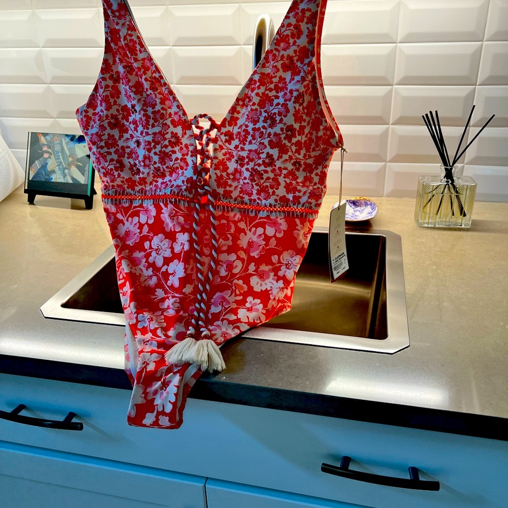 Cosita Linda brand new with tags swim suit xl